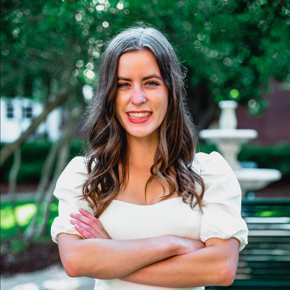 Meet your Posher, Madeline